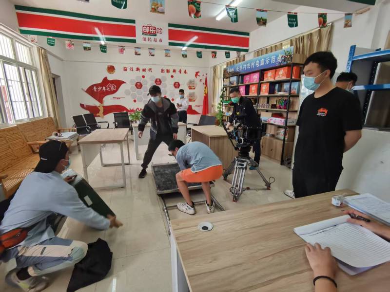 一支视频激活品牌生命力｜亚东县产品视频拍摄公司的创意魔法秀